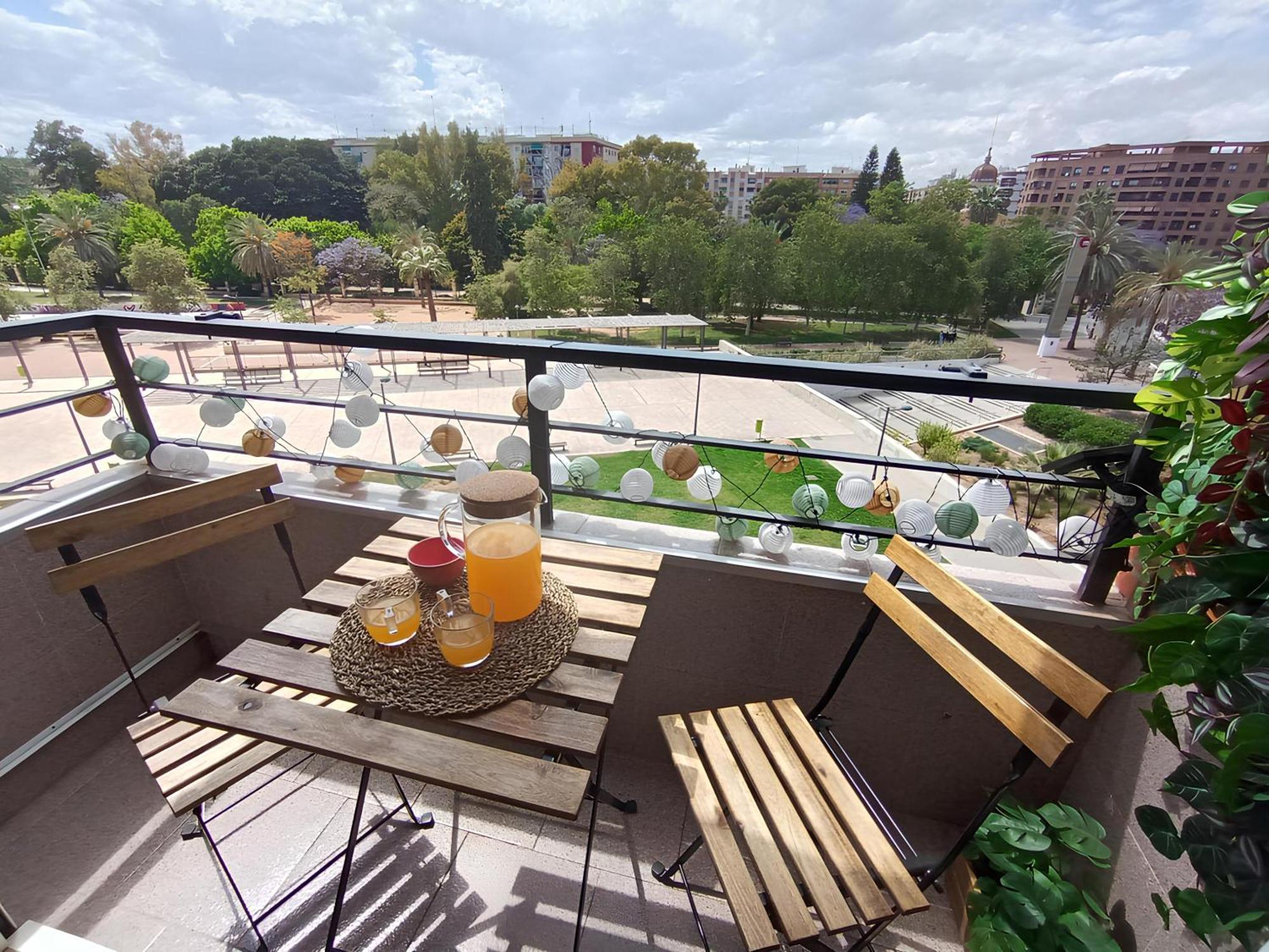Luxotica Gardens Valencia Appartement Buitenkant foto
